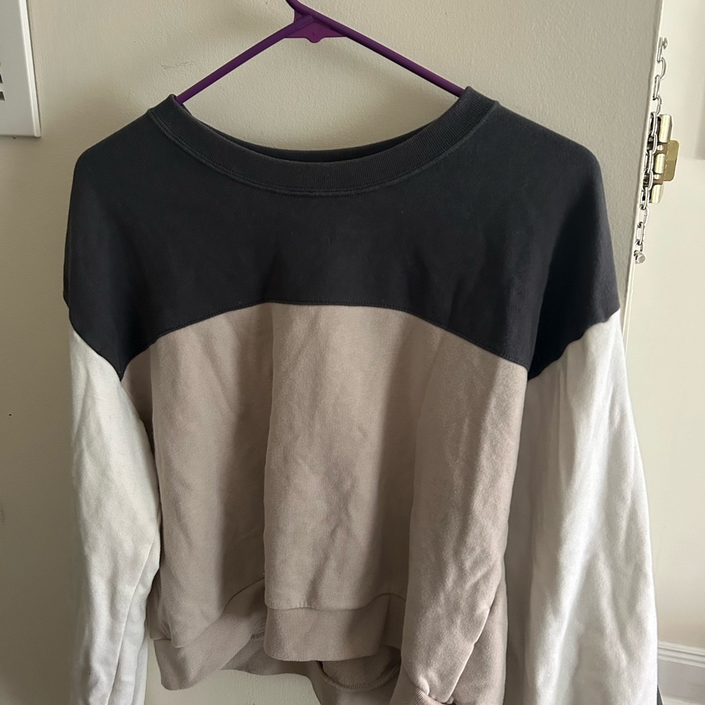 Abercrombie crew neck sweatshirt - size small